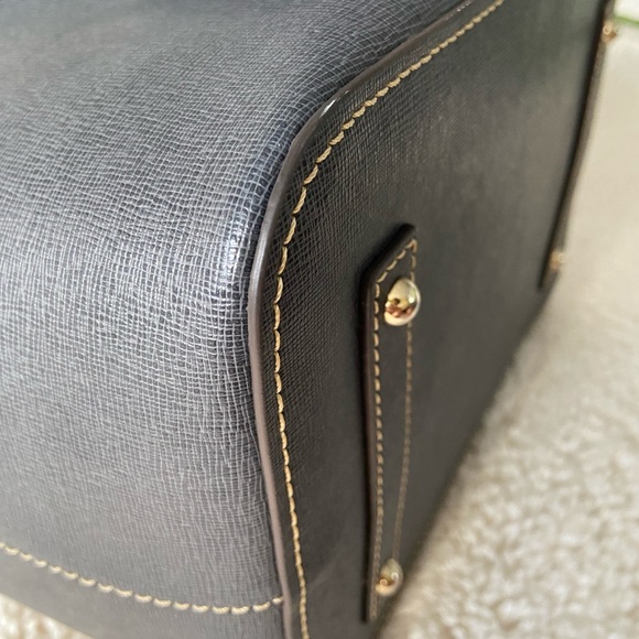 Dooney & Bourke Saffiano Kendall w/ Small Coin Purse - Picture 3 of 15